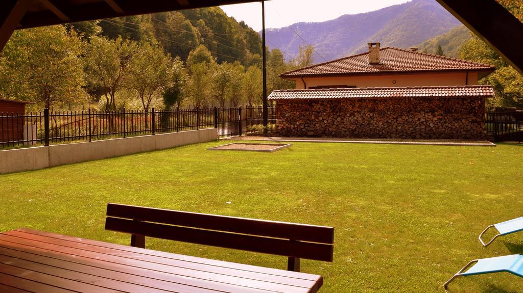 Cherni Vit Boyana Vacation Houses מראה חיצוני תמונה